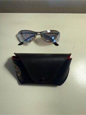 Ray-Ban Women's Silver Frame Sunglasses with GrayTinted Lenses